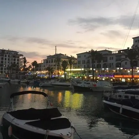 Penthouse Marina La Duquesa